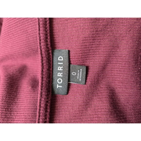 Torrid Maroon Button-Up Midi Dress Size 0 Large Ribbed Knit Fabric Short Sleeves - Picture 5 of 8